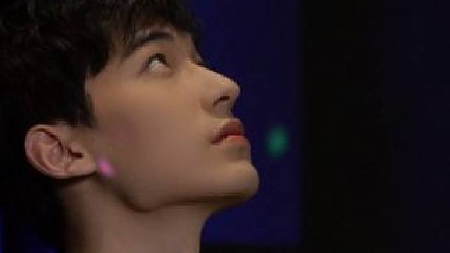 恋爱互动剧《无法抗拒的他们》 #无法抗拒的他们  在我心中，你比星辰更闪耀，你就是我的全部！#高情商