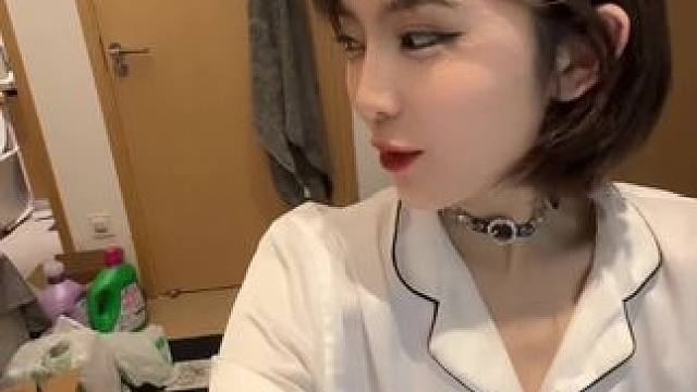 #内容过于真实 深夜话题 粉丝借钱1万3  该不该借#借钱 #欠钱不还 #日常唠嗑