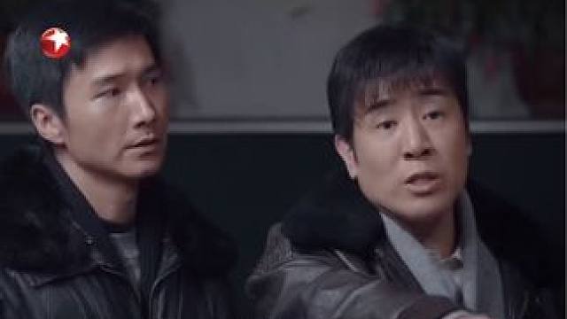 秦川带着叶茂生去查凶手的逃跑路线，竟意外得出匪徒中有一人是男扮女装，并可能与当年一案有所关联。#东方