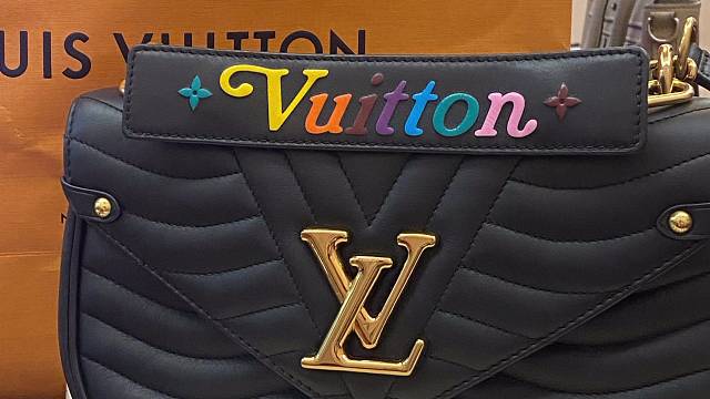 大姑子不要的包包送给我？还能典当掉