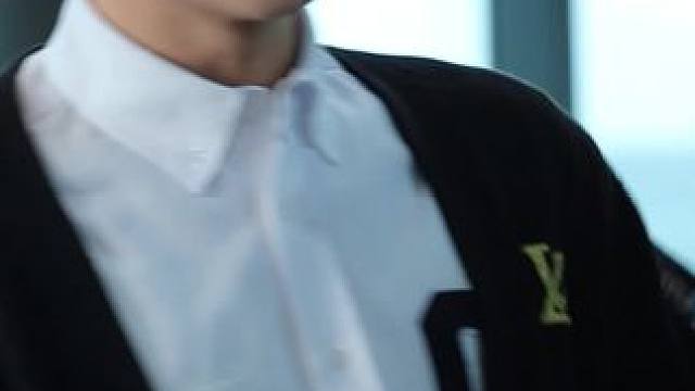 恋爱互动剧#无法抗拒的他们 在这喧嚣的尘世间，你是我的人生羁绊，也是我心底的牵挂。#暖男  #尘世间