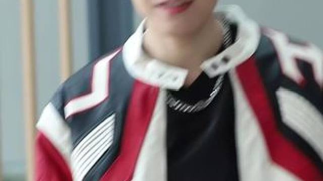 恋爱互动剧#无法抗拒的他们 骑机车的时候错过了太多风景，唯独没有错过看向坐在汽车里的你。#骑行  #