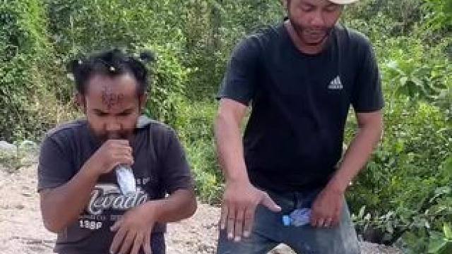 高棉说唱歌手‍ #看一遍笑一遍 #说唱歌手 #灵魂歌手 #看一遍笑一遍