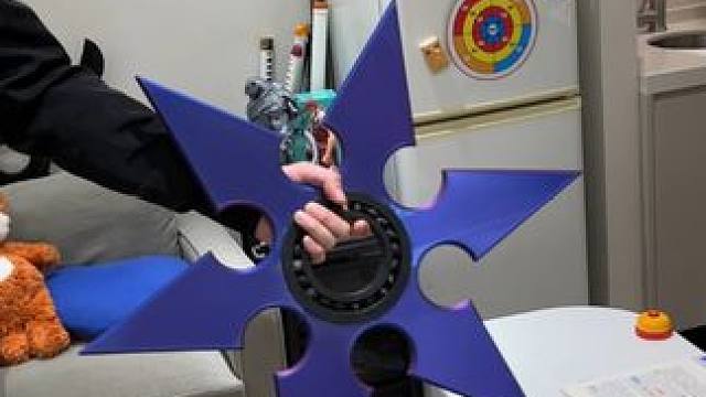 没有男生会拒绝这么酷的手里剑吧~ #有男生会拒绝这个玩具吗  #酷炫