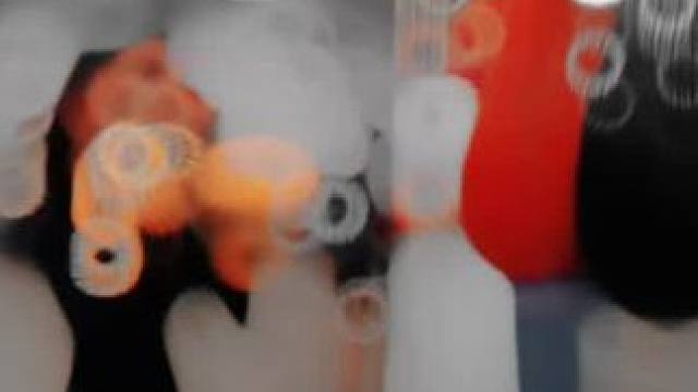 拳击是一项高强度、全身性的运动，能够有效燃烧体内多余的脂肪，帮助减肥。在拳击训练中，耐力训练以及整体