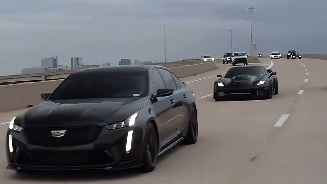 人生得意马蹄疾，后面半句你来记