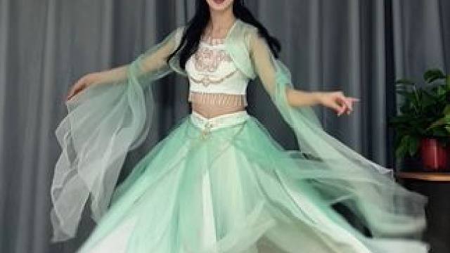 #等什么君版鸳鸯戏 砚上三五笔 落墨鹧鸪啼 #舞蹈 #古典舞