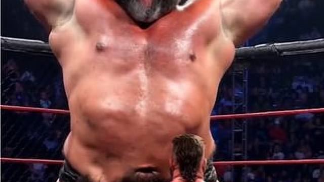 巨人怒气冲天，不要硬碰硬