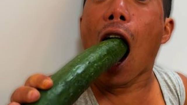 ToRung搞笑 小哥想表达什么
#搞笑#解压#搞笑视频 #看一遍笑一遍