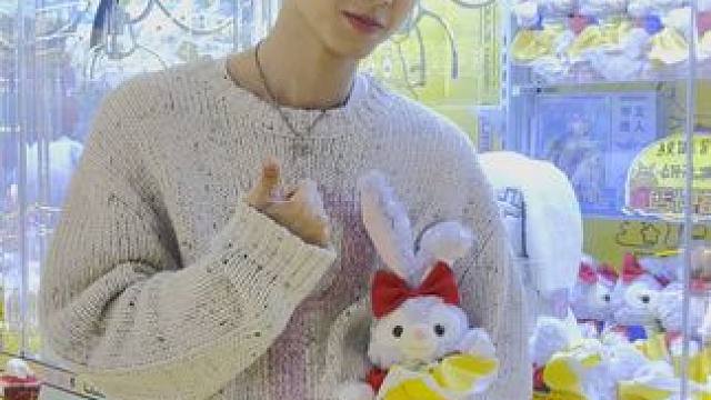 恋爱互动剧《无法抗拒的他们》 #无法抗拒的他们  长得好看可以让你选我吗？如果不行我还是为你跳舞吧！