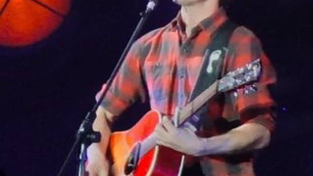 James Blunt 上尉诗人厦门演唱会 曾经耳机里的歌手，出现在自己眼前。#jamesblunt