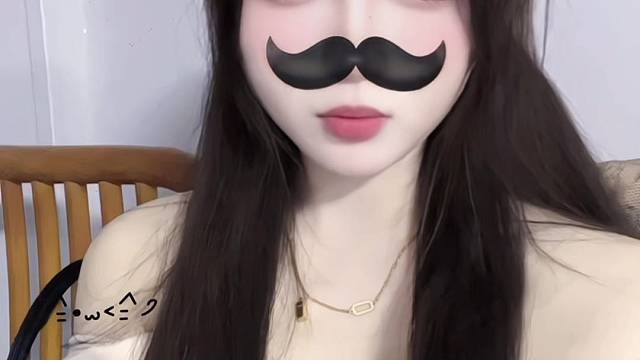 有人打排位吗？本人常年巅峰2500，
小国镜 露娜 曜 打野98段，最近手受伤了，只能玩瑶