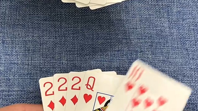 堪堪险胜一局呀