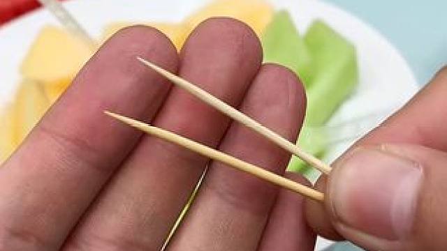 水果叉 按压式水果叉 高透的pp材质 结实耐用干净卫生#水果叉