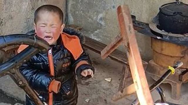 小双每次都想逗大双。#内容启发搜索