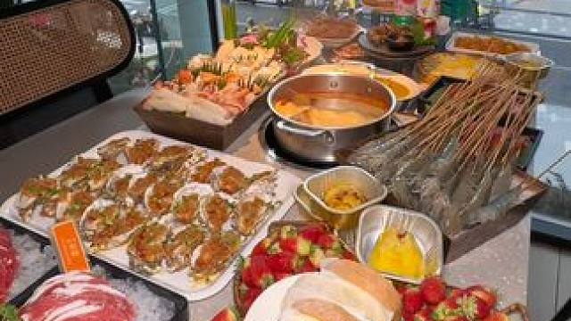 妈呀，这破天的腹贵终于是轮到我了！ #冬季暖胃美食 #晒美食是对平凡生活的热爱 #降温就要吃顿火锅 