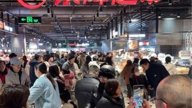 带你们见识一下临平万达，被胖东来爆改后的永辉超市有多好逛！#杭州永辉好物推荐#临平万达永辉学习胖东来