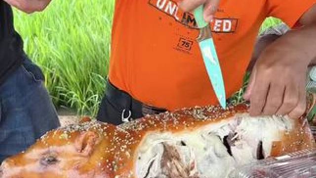 烤乳猪 #农村美食#乡村美食#东南亚美食