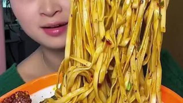 #爆辣 #美味下饭菜 #家乡特色