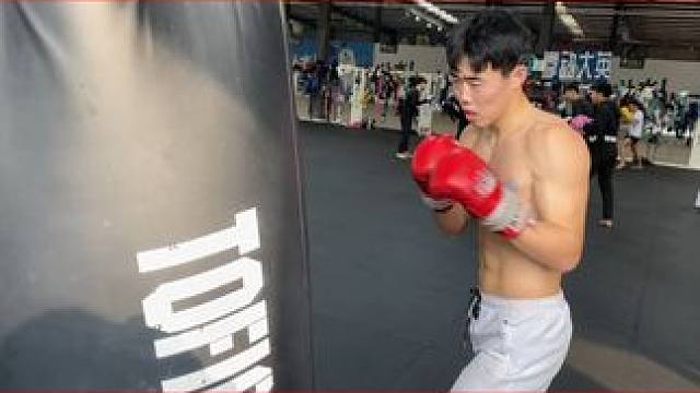 《拳动大英》12月28日赵正阳和阿布，谁与争锋？ #12月28日 #拳动大英 #拳动大英首届格斗冠军