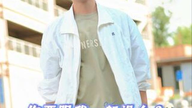 恋爱互动剧《无法抗拒的他们》 #无法抗拒的他们 青春没有售价，我想跟你牵手盛夏～来，想学滑板么？我教