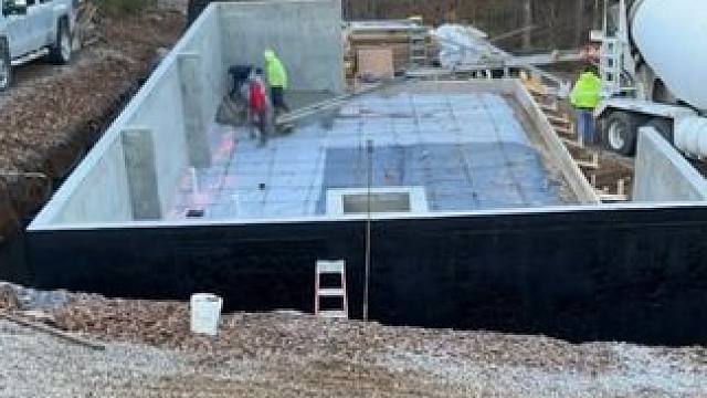 北美木屋的地基施工措施。 #地基建造 #地基基础 #建造过程 #施工工艺 #能工巧匠