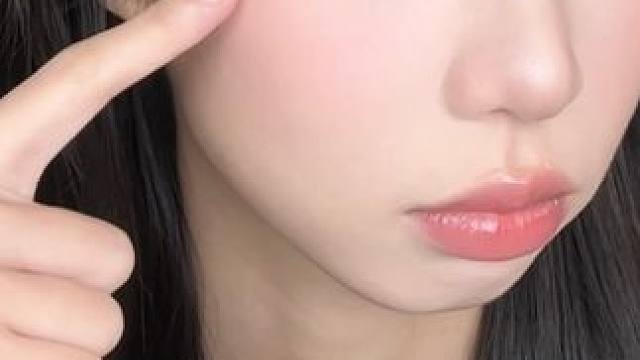 直播问我是不是do了卧蚕的姐妹快来！ 用的就是这个！！无痛拥有妈生卧蚕#罗小曼卧蚕盘 #卧蚕教程 #