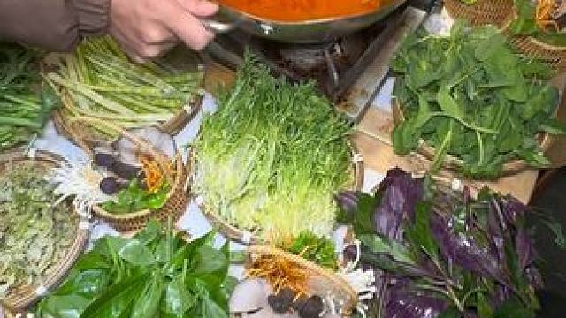 在成都一口吃掉贵州的山！还是敞欢的那种！ #吃货的世界唯有美食不可辜负 #冬季暖胃美食 #晒美食是对