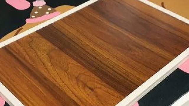 不倒翁饭勺 家里饭勺沾满米饭的，
可以试试这个不倒翁饭勺。不粘米饭勺，用完还可以站立在台面，干净又卫