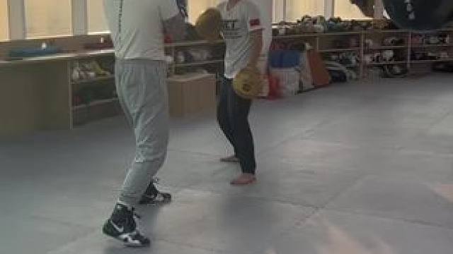 不练基本功，到老一场空！ 把基本功练好朋友们！#拳击 #泰拳 #格斗 #郑州拳馆推荐 #郑州东区拳馆