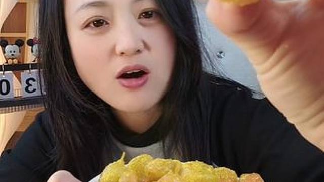 #dou+上热门 秋冬天气干燥建议家里多备一些甘草金桔，吃完嗓子润润的，很清爽#甘草金桔干#甘草金桔