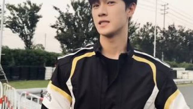 小林走的每一步都算数，品牌也一直在背后默默见证他的成长#李昀锐没有辜负选择他的人