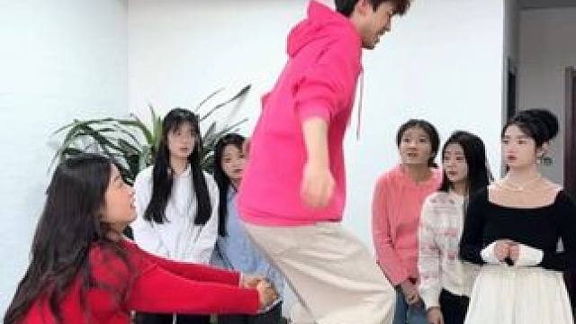 羊公子太坏了…… #看一遍笑一遍 #办公室游戏 #欢乐办公室