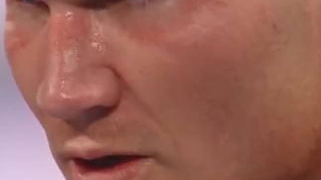 四重威胁赛，兰迪被一脚踢到擂台下，两位竞争对手出局（上） #wwe美国职业摔角