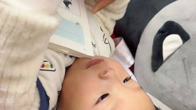 快11点还在内卷的崽，咱也不敢问，哪怕书是倒着看的，也不知道看懂了啥，读的什么