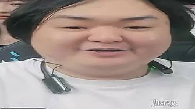 #陈伯全能王 “当下班洗完澡回来看到老猪直播” #陈伯名场面 #内容启发搜索