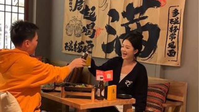 花19.9光来这听6小时的民谣都很值吧！他们水果味的精酿真好喝！#新店开业 #解锁年前聚餐新方式 #