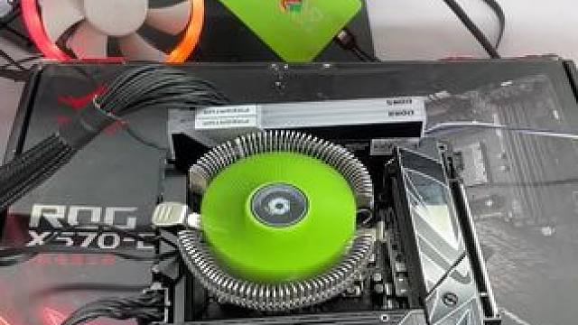 华硕ROG主板和微星的刀锋主板，都不能亮机 #电脑  #专业维修