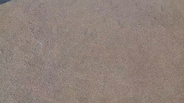 楼梯滚瓶子爆破解压时刻