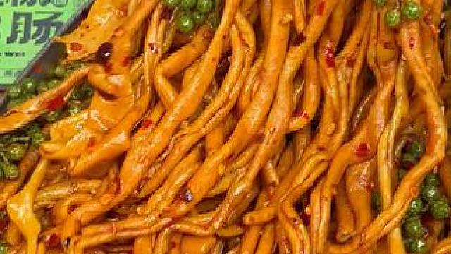 爱吃#鸭货的家人都闭眼冲啦！这湖南的#藤椒鸭肠又香又麻又辣的，是#好吃到停不下来