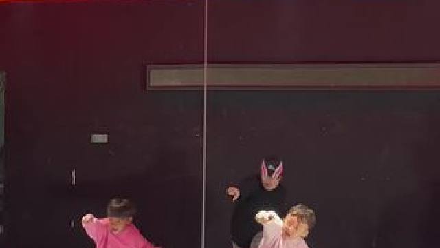 樱哥课堂 下面请欣赏人类幼崽的帅气#hiphop基础 #樱哥课堂 #maka编舞 #会跳舞的小孩有多