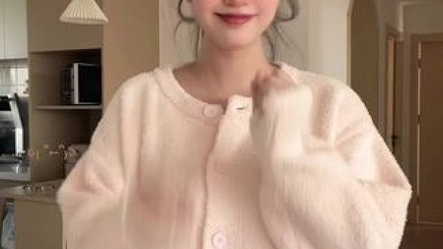 又是一年圣诞咯 #宝妈爱跳舞 #月子服 #扭一扭 #et外星人街舞