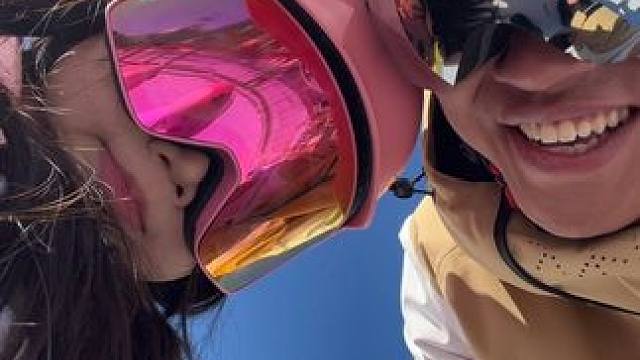 滑雪好好玩！又一起去体验新鲜事啦！