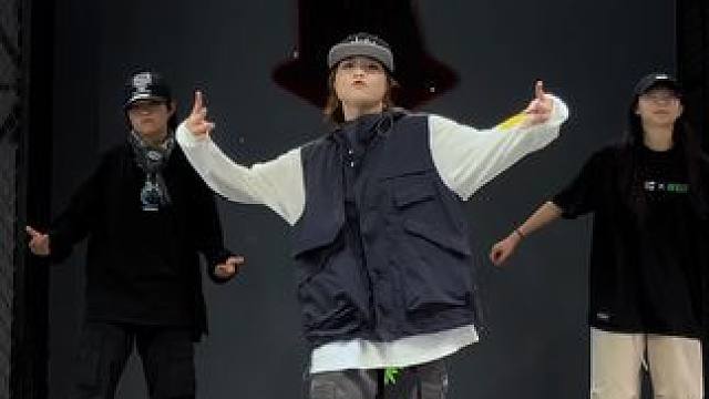 到底要吃多少辣条，才能成为辣妹呢 #hiphop基础 #lasong  #rain郑智薰 #蛋特编舞