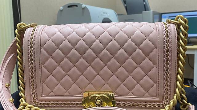 闲置断舍离，香奈儿包包变现