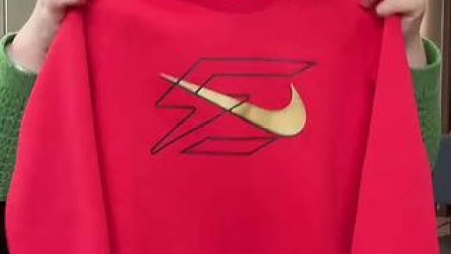 真没想到我居然给孩子薅到大品牌耐克的卫衣加绒套装！比杂牌还合适#新年装 #儿童新年衣服 #新年衣服准