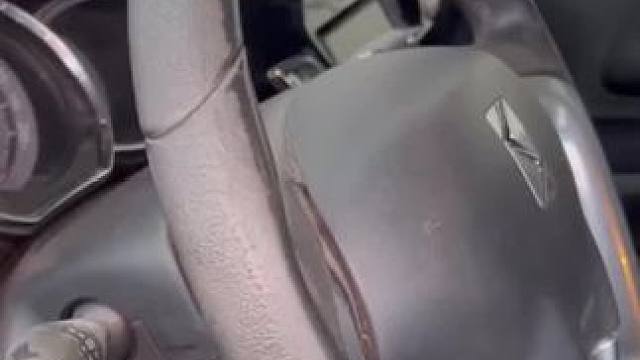 内饰顽固污渍难清理？试试这款#内饰清洗剂，轻松搞定！#污渍轻松去除 #内饰深度清洁