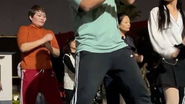 2024你们跳过的新舞有几个会成为经典传承！ #广场舞 #经典广场舞 #漂洋过海来看你