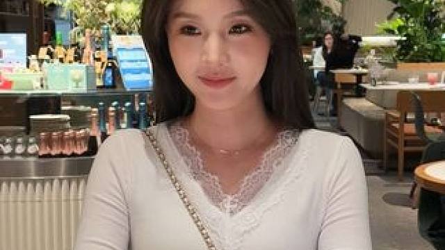 体态真的比脸还要更重要#形象管理 #润微 #驼背 #体态 #自信