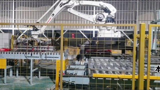  高效、精准、稳定！这款码垛机的优点让您心动了吗#生物质颗粒码垛机#食品码垛机器人机械手#高效生产